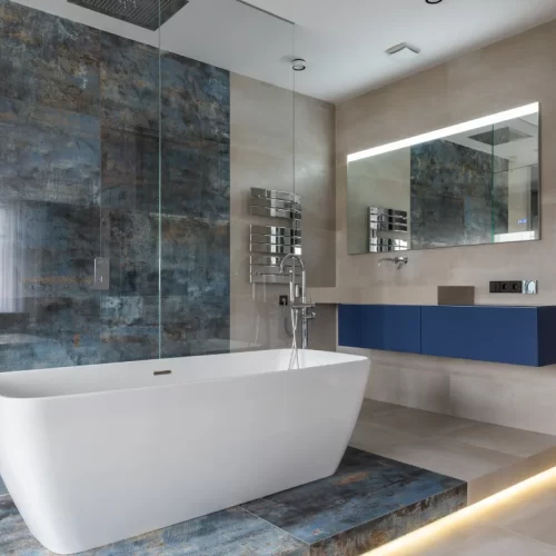 Ristrutturazione del bagno a Ravenna: guida idraulica essenziale per impianti, tempi e conformità