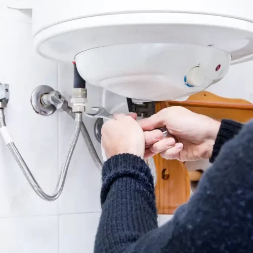 Allaccio idrico per fabbricato di nuova costruzione a Torino: piano operativo e coordinamento cantiere