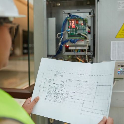 Progettazione di impianti elettrici industriali a Bologna: efficienza e innovazione