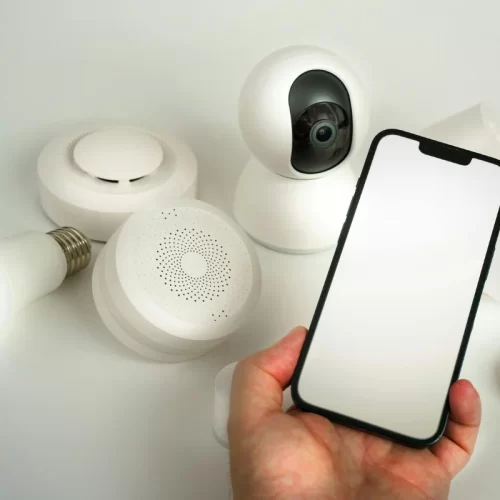 Installazione di impianti di videosorveglianza per ville a Torino: guida alla progettazione, normativa e integrazione